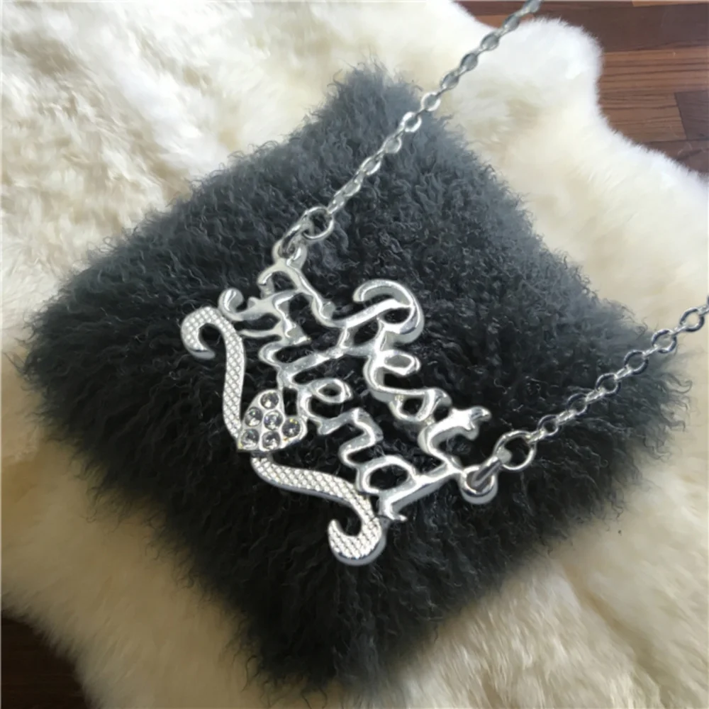 🙋 10/$20. BEST FRIEND Silver Tone Necklace